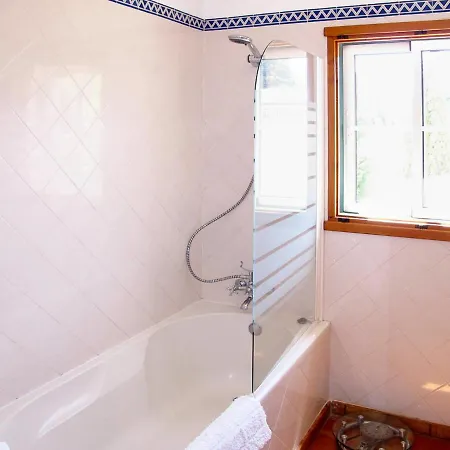 فيلة Campina Sleeps 6 With Pool And Wifi *