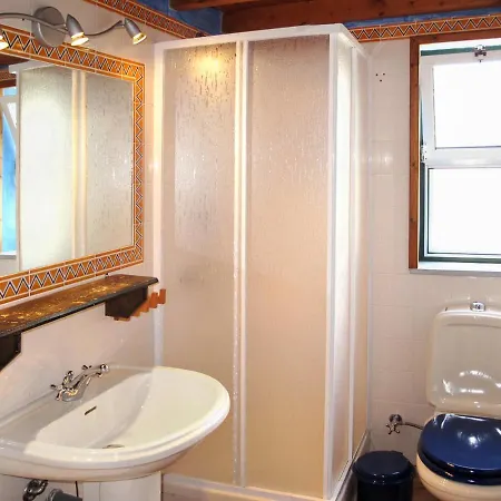 فيلة Campina Sleeps 6 With Pool And Wifi