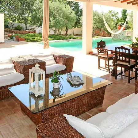 Campina Sleeps 6 With Pool And Wifi فيلة